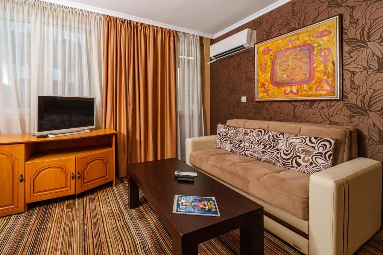 Hotel Avion - Self Check In พลอฟดิฟ ภายนอก รูปภาพ