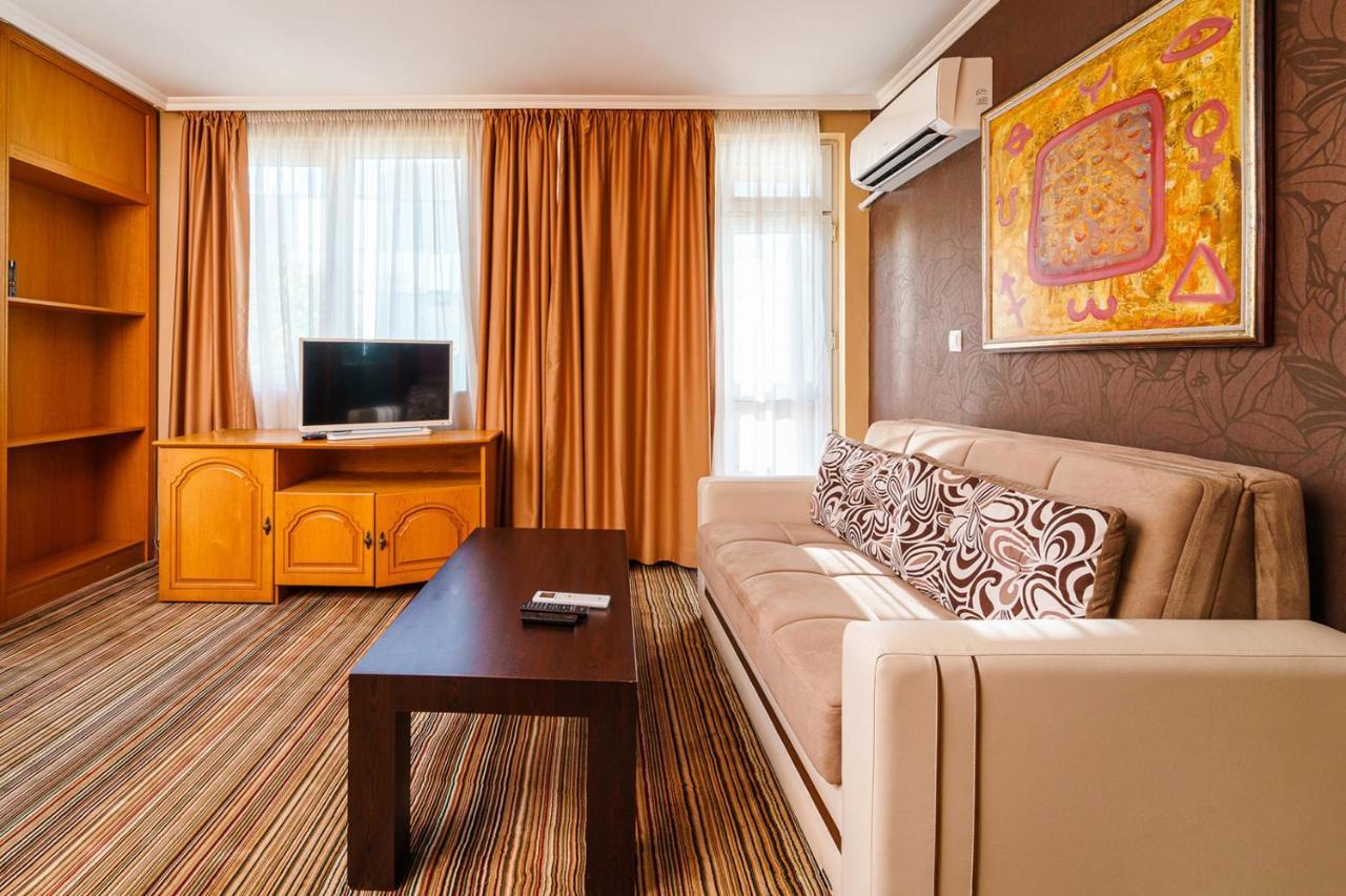 Hotel Avion - Self Check In พลอฟดิฟ ภายนอก รูปภาพ