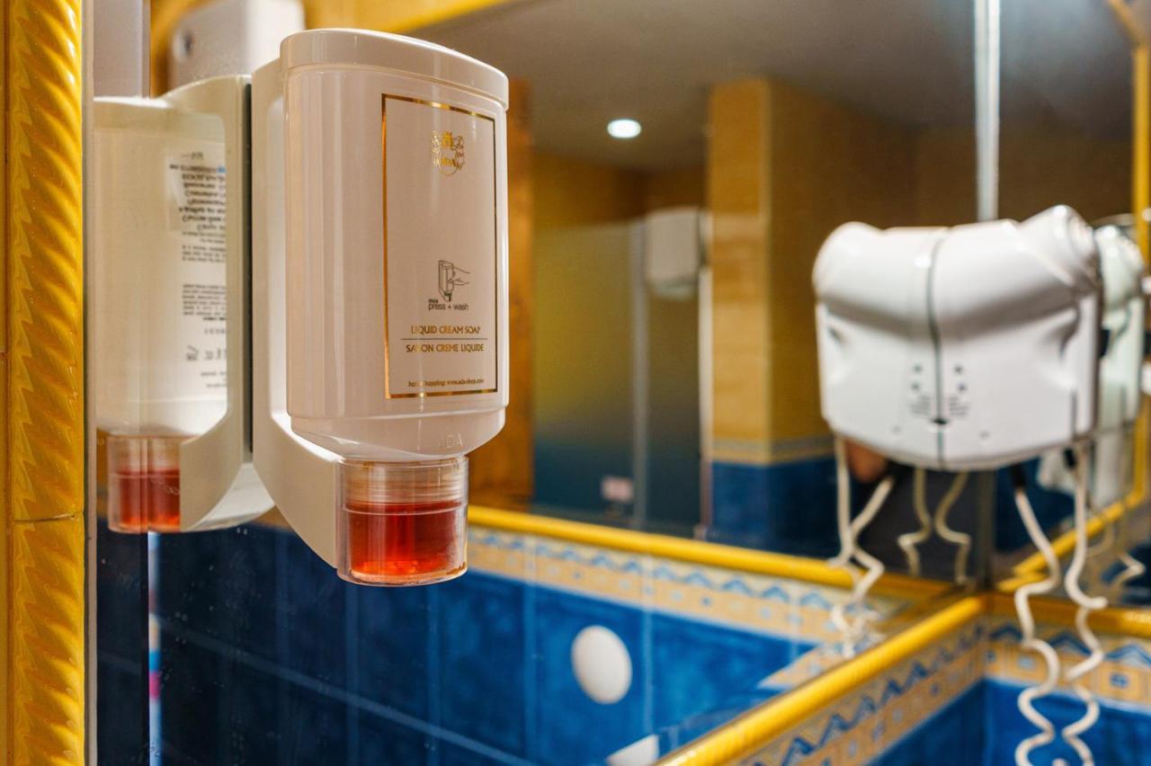 Hotel Avion - Self Check In พลอฟดิฟ ภายนอก รูปภาพ